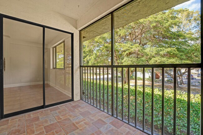 Building Photo - 1732 NW 81st Way