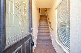 Building Photo - 10709 Madden Oaks Pl