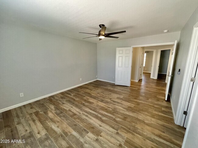Building Photo - 2640 E Indian Wells Pl