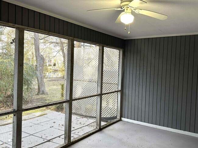 Building Photo - 178 Beaver Pond Loop