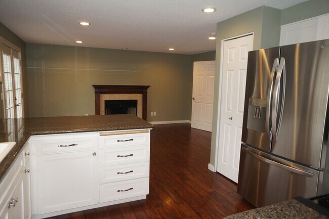 Building Photo - 10602 SW Windsor Pl