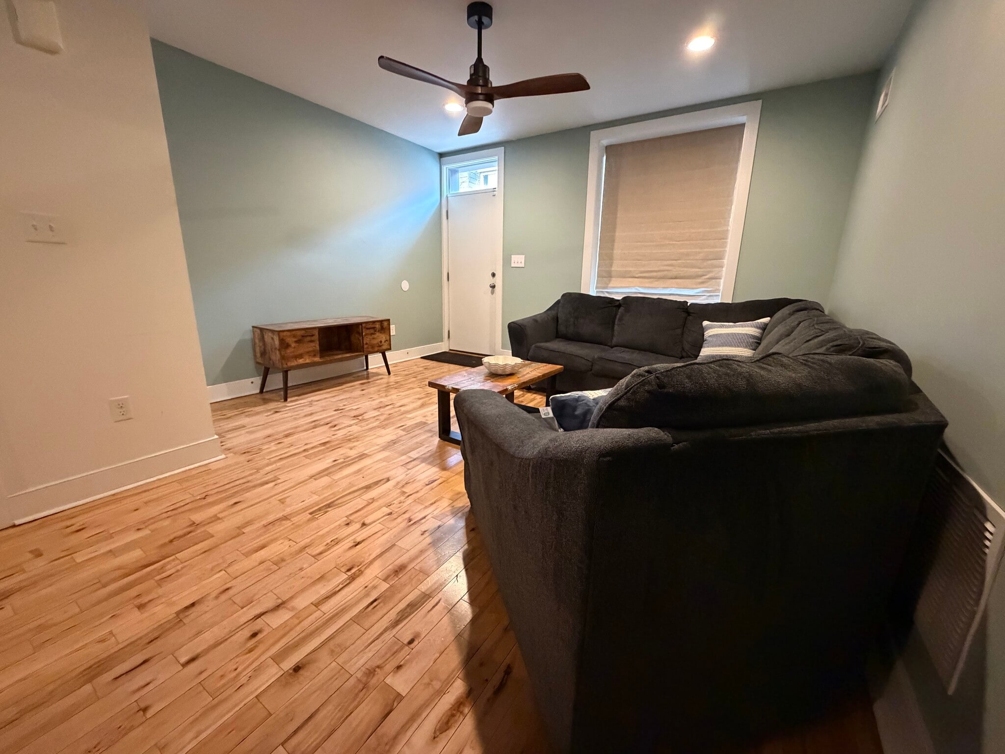 Building Photo - 3034 Baltz St