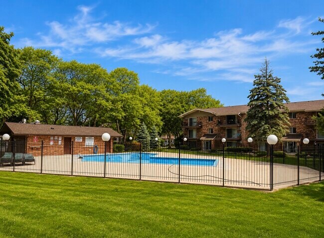 Building Photo - 5324 Waterbury Dr