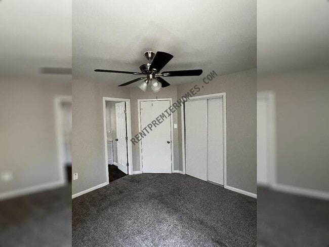 Building Photo - 5311 Allen St