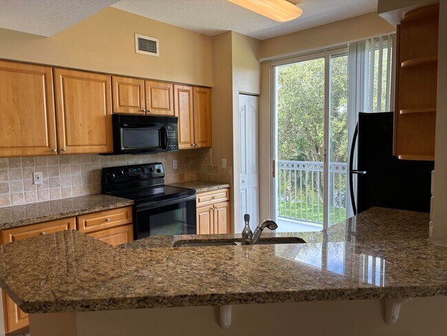 Building Photo - 2048 Alta Meadows Ln