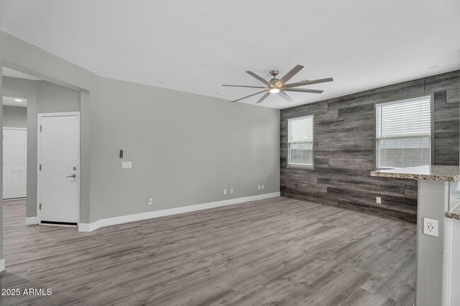 Building Photo - 1781 W Gold Mine Way