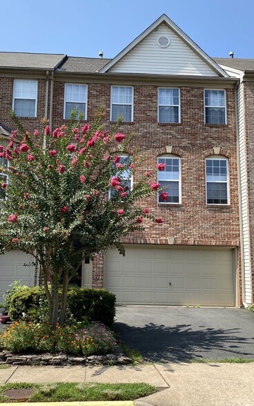 Primary Photo - 4218 Trumbo Ct