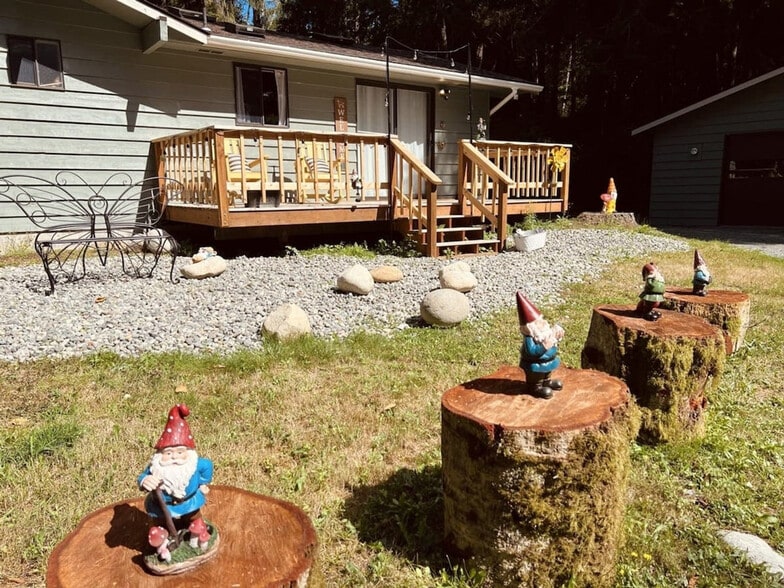 Building Photo - 26928 WA-525