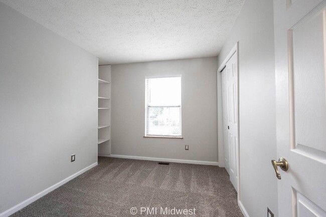 Building Photo - 860 Sable Ridge Dr