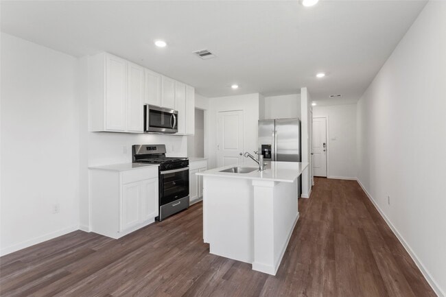Building Photo - 40839 Hawthorne Glades St