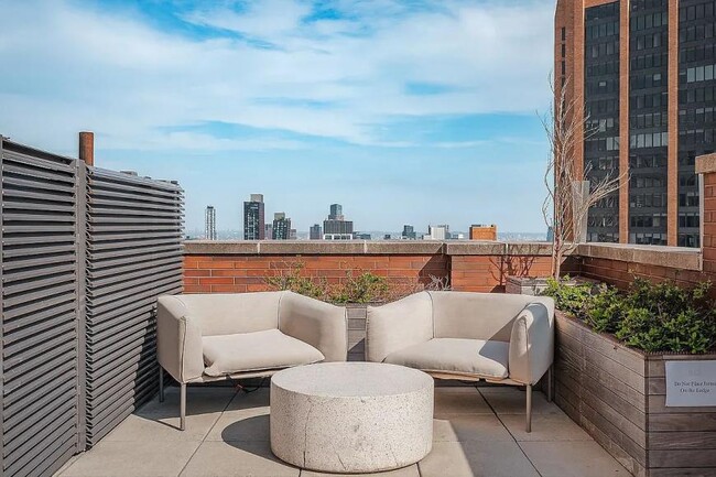 Building Photo - 2 bedroom in NEW YORK NY 10016