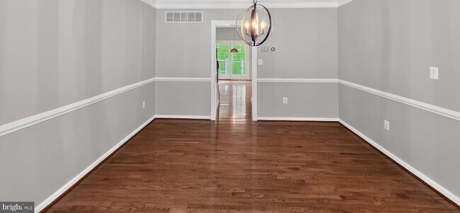 Building Photo - 6933 Sandy Creek Ct