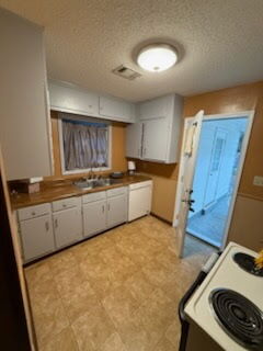 Building Photo - 1553 Hurley Cir