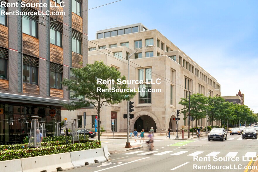 Building Photo - 1617 Massachusetts Ave