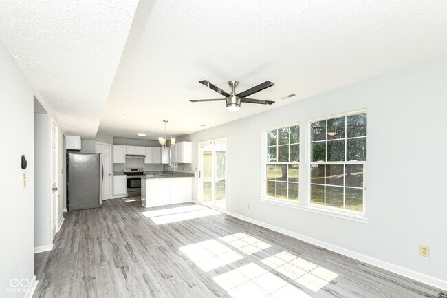 Building Photo - 510 Grand Woods Dr