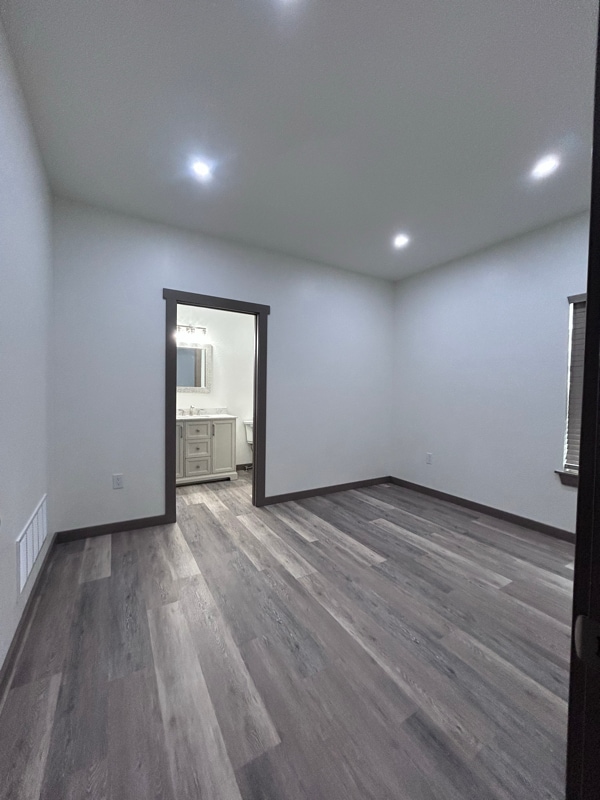 Building Photo - 25 Fools Gold Ln