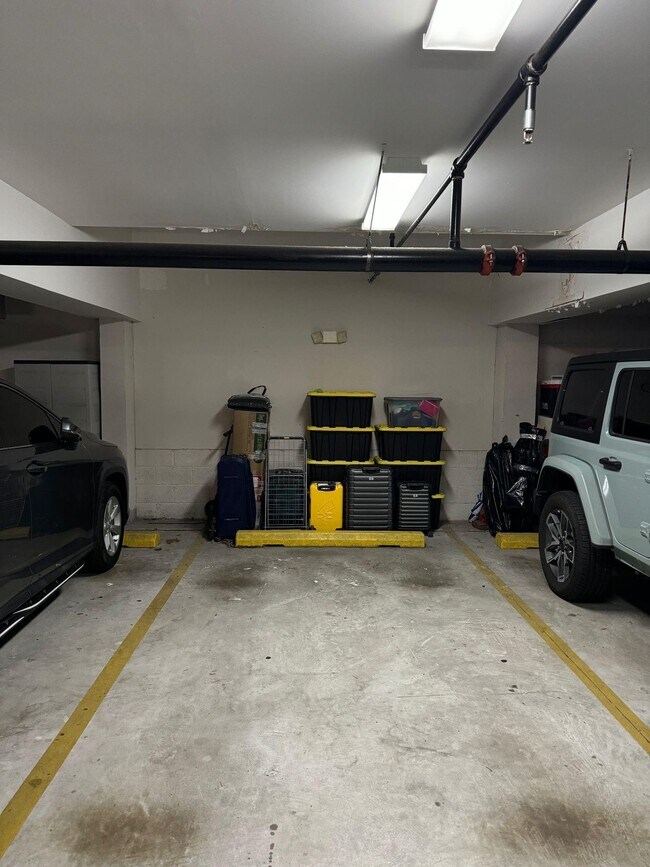 Building Photo - 125 70th St