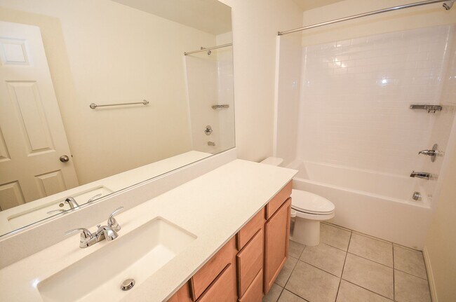 Building Photo - 3 bedroom House with a loft and solar panels