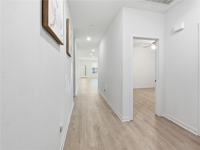 Building Photo - 4011 Aryana Ave