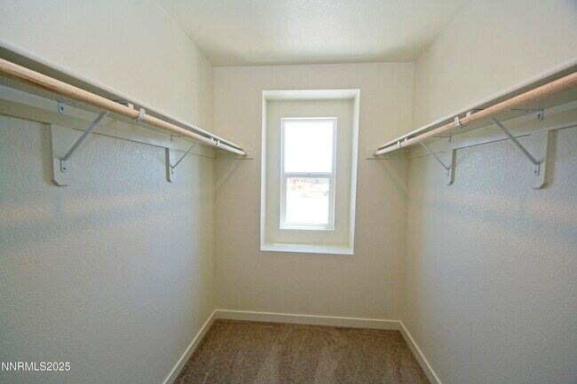 Building Photo - 8905 Windy Ravine Dr