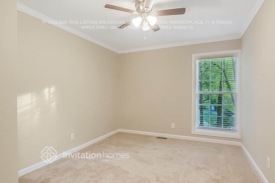 Building Photo - 1243 Gatehouse Dr