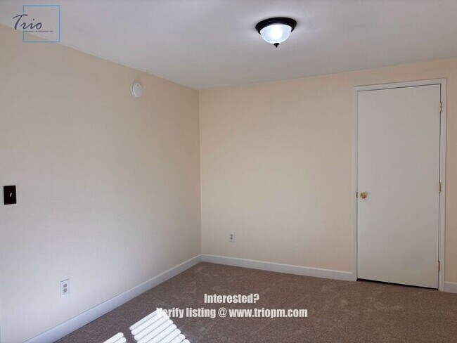 Building Photo - 580 N 51st St