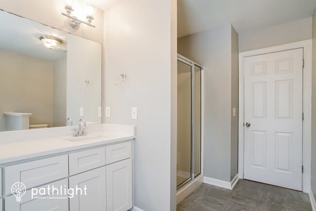 Building Photo - 4821 Landover Pine Pl, Raleigh, NC, 27616