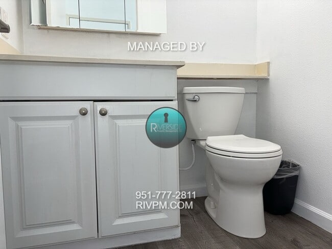 Building Photo - STUNNING POOL HOME IN MORENO VALLEY!! SOLAR INCLUDED!!