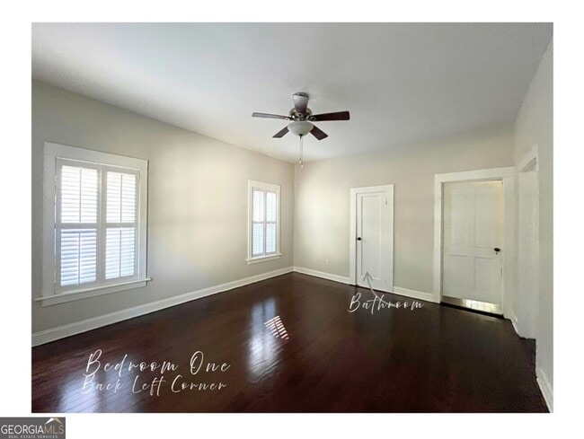 Building Photo - 208 Bartlett St