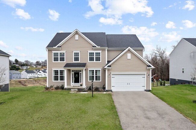 Primary Photo - Spacious 5BR House in Beaver