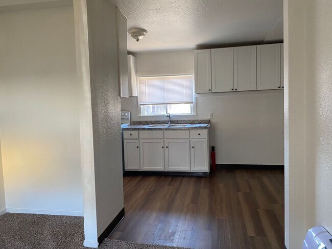 Building Photo - happyvalley5410