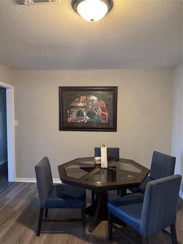 Building Photo - 1470 Beechwood Ln