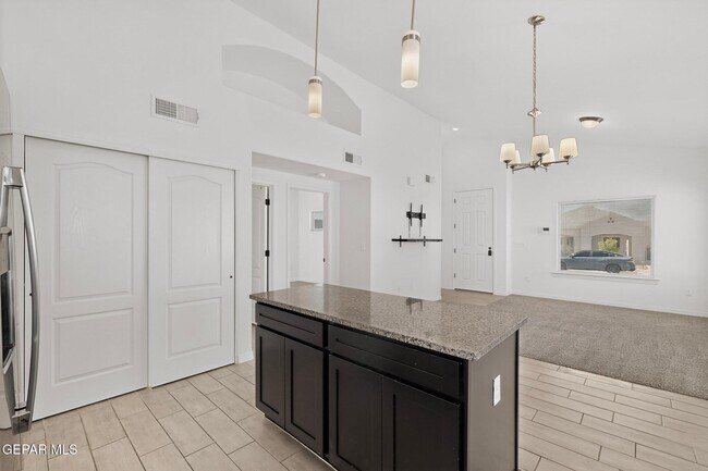 Building Photo - 14321 Chris Zingo Ln