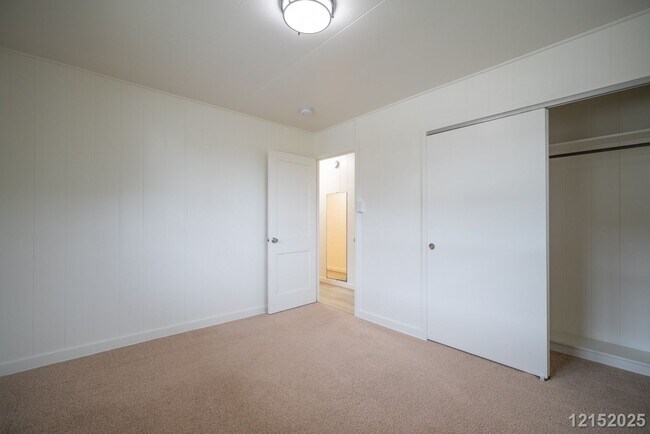 Building Photo - PEARL CITY — $3295 Kaleilani St | 3BR / 1 BA Single-Family Home