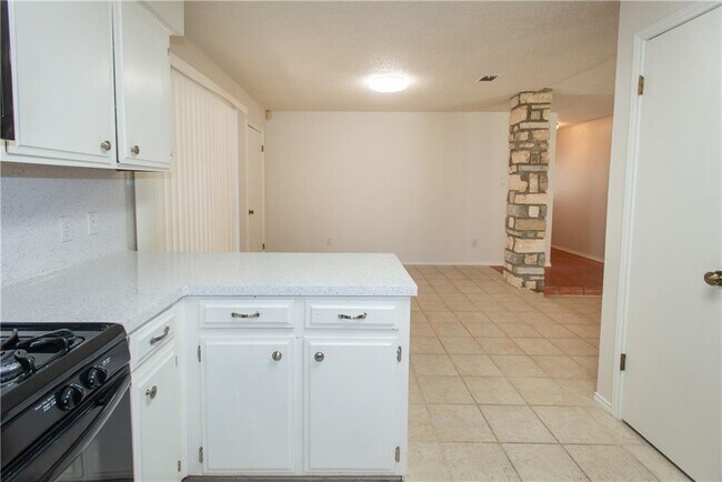 Building Photo - 5811 Cannon Mountain Dr