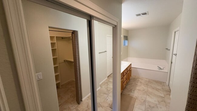 Building Photo - Sunland Springs Village