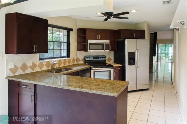Building Photo - 8638 Eagle Run Dr