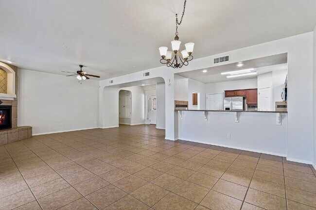 Building Photo - "Spacious 4-Bed Oasis with Granite Touches...