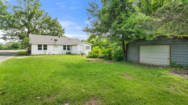Building Photo - ? FOR RENT | New Boston, TX