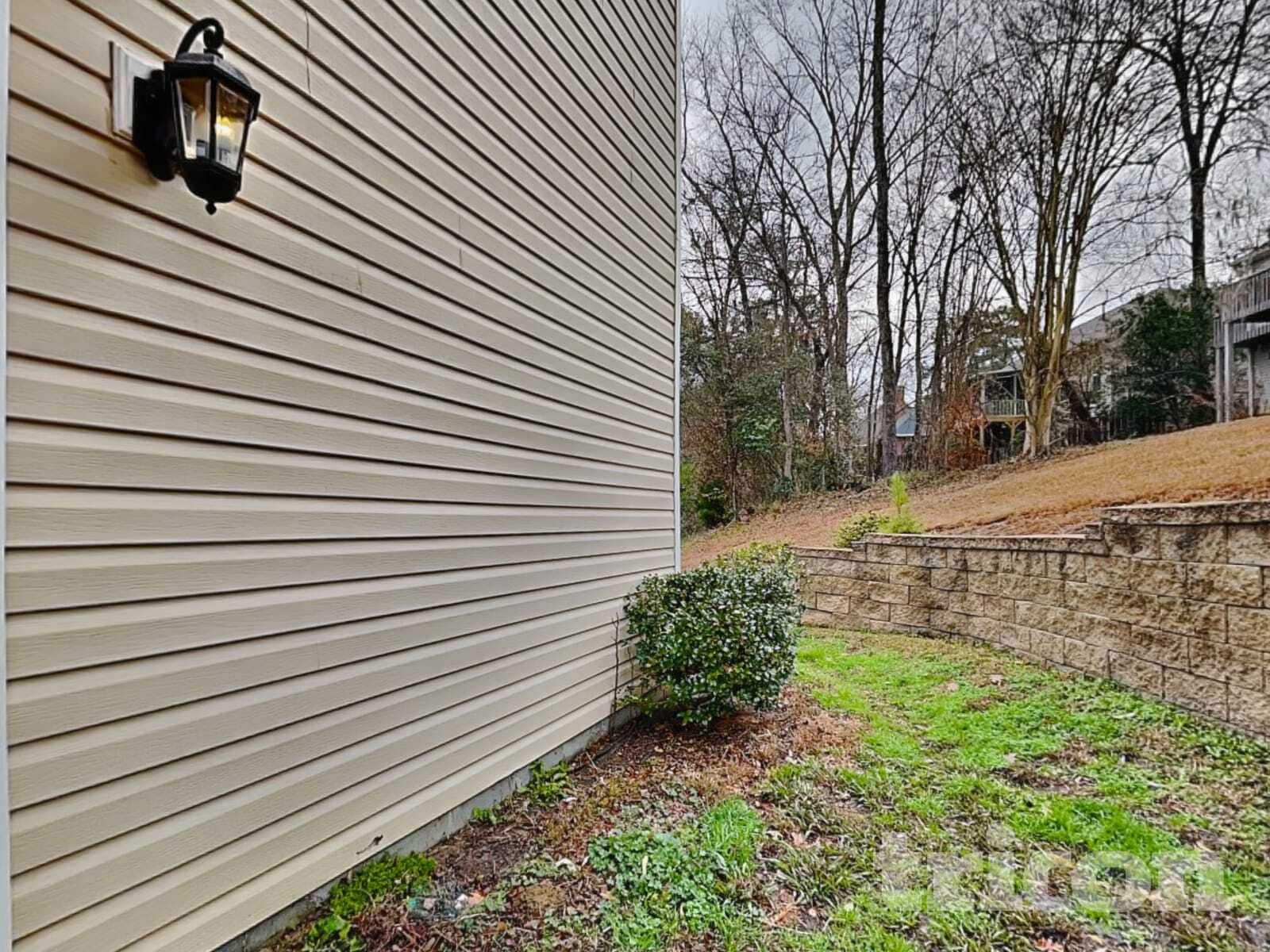 Building Photo - 207 Runnel View