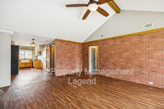 Building Photo - 3740 Racquet Ct