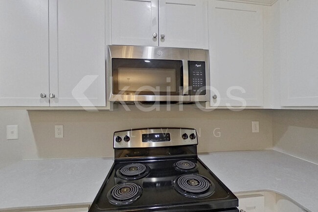 Building Photo - 11401 Crimson Ridge Rd