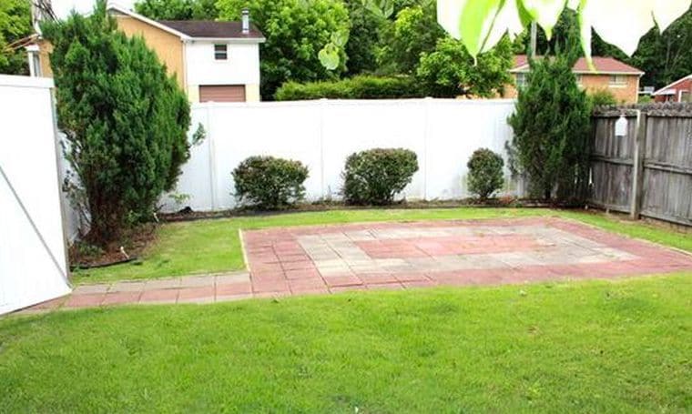 Gorgeous Fenced backyard with paved area for outdoor dinning. - 4807 Jeffery Dr