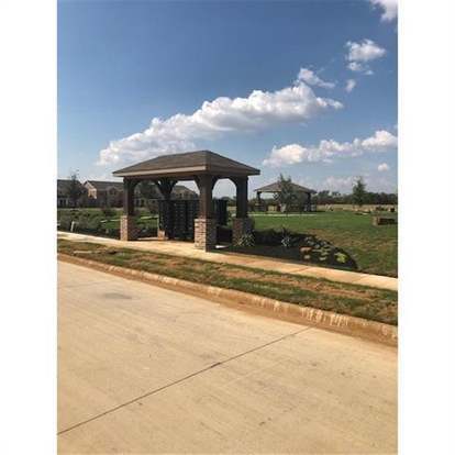 Building Photo - 3537 Brentwood Dr