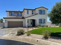 Building Photo - Stunning 4 bedroom home in Vista-With Solar!