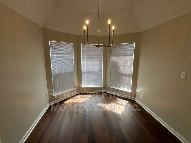 Building Photo - 5628 Autumn Valley Dr