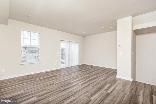 Building Photo - 140 Tye Ct