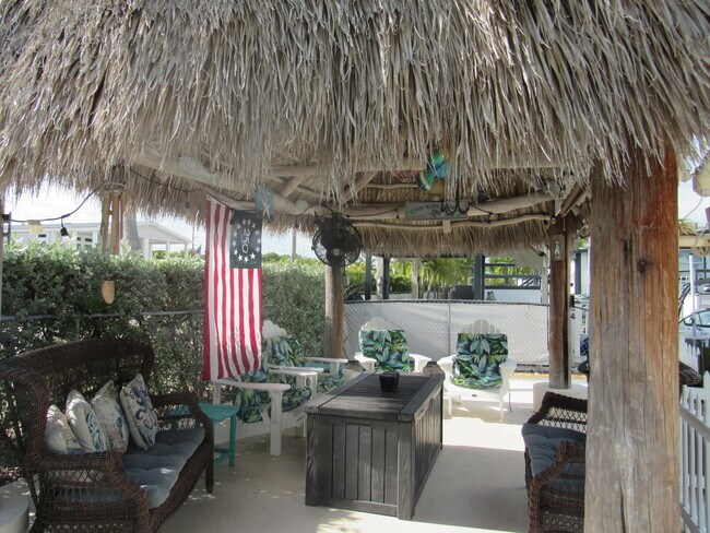 Building Photo - 103 Starfish Ln