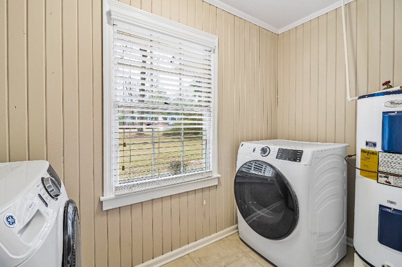 Building Photo - 1408 N Cherokee Ave