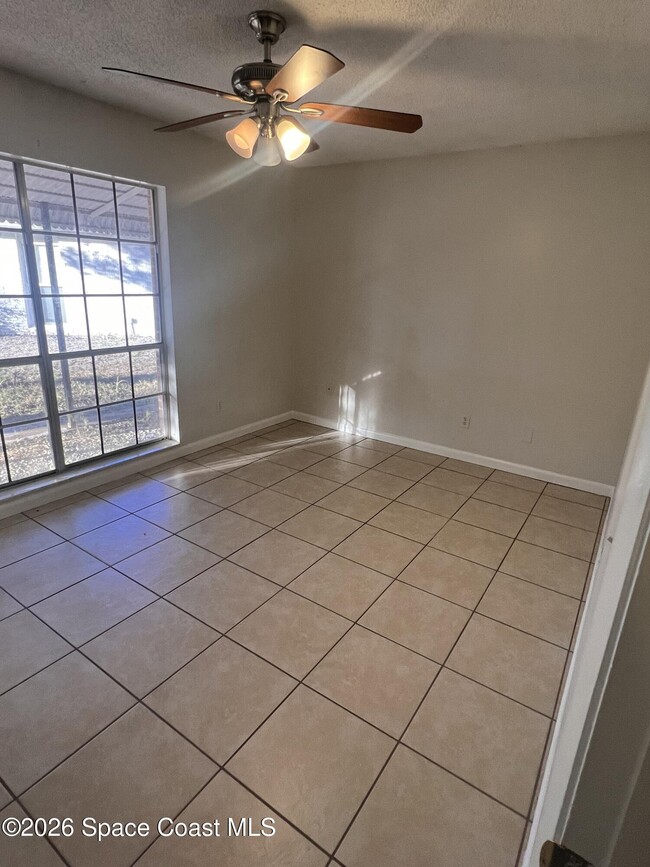 Building Photo - 666 John Hancock Ln